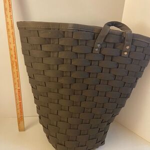 Brown woven laundry‎ hamper 21.5” tall